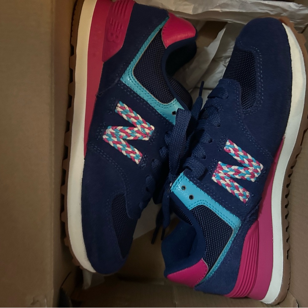New Balance Navy and Fuchsia Athletic Shoes